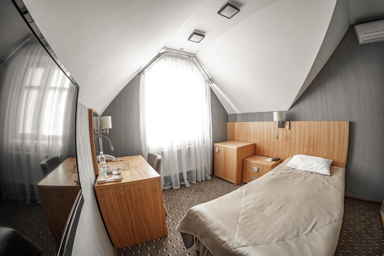Hotel Kolobok à Kniahynynok Extérieur photo
