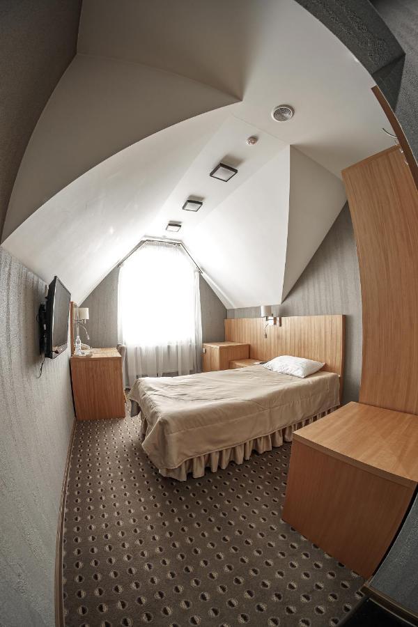 Hotel Kolobok à Kniahynynok Extérieur photo